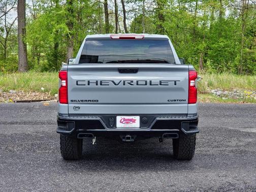 2025 Chevrolet Silverado 1500 Custom Trail Boss
