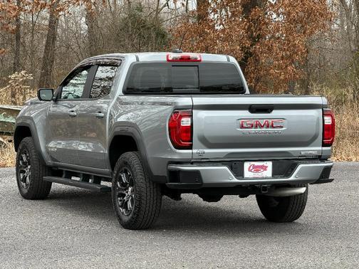 2024 GMC Canyon Elevation