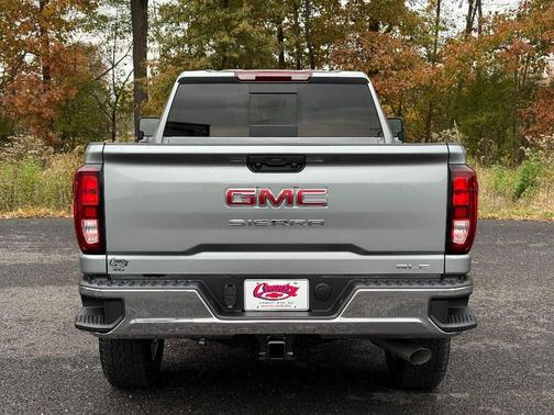 2026 GMC Sierra 2500 SLE