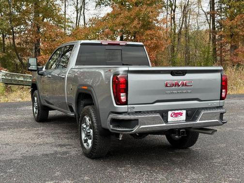 2026 GMC Sierra 2500 SLE