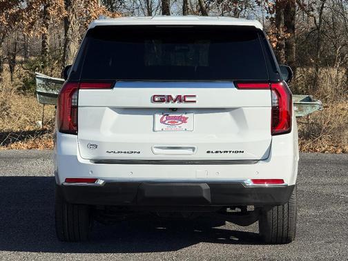 2026 GMC Yukon Elevation
