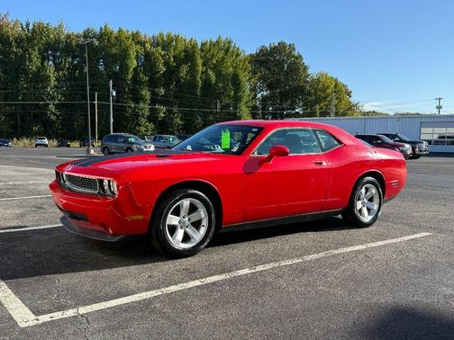 2010 Dodge Challenger SE