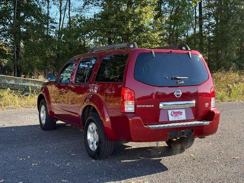 2006 Nissan Pathfinder S