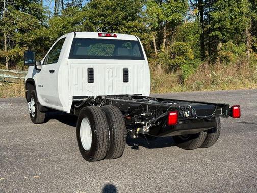 2026 Chevrolet Silverado 3500 WT