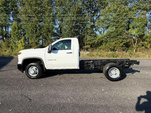 2026 Chevrolet Silverado 3500 WT