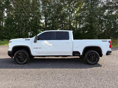 2025 Chevrolet Silverado 2500 LT