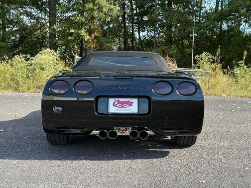 2000 Chevrolet Corvette Base