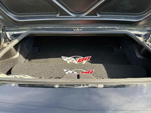 2000 Chevrolet Corvette Base