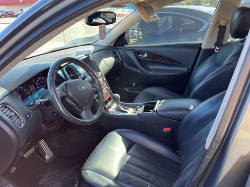 2017 INFINITI QX50 Base