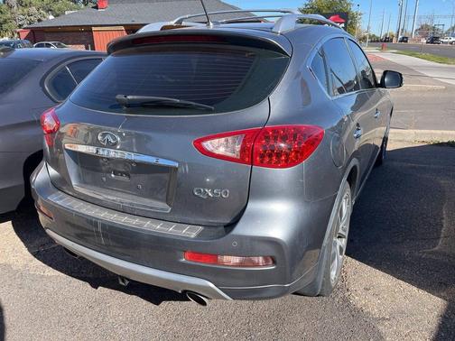 2017 INFINITI QX50 Base