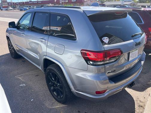 2019 Jeep Grand Cherokee Altitude