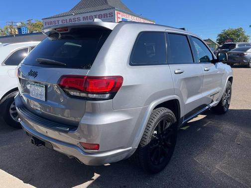 2019 Jeep Grand Cherokee Altitude