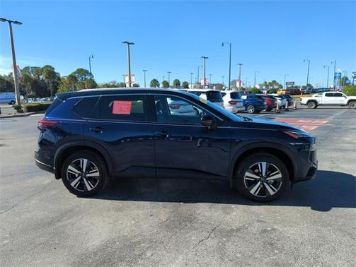 2024 Nissan Rogue SL