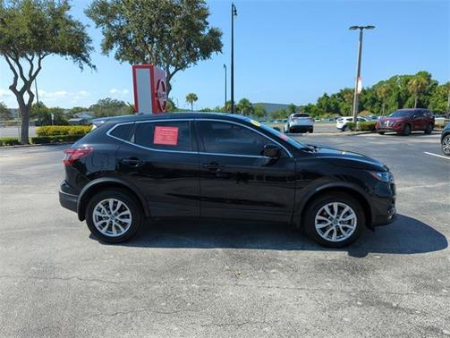 2021 Nissan Rogue Sport S