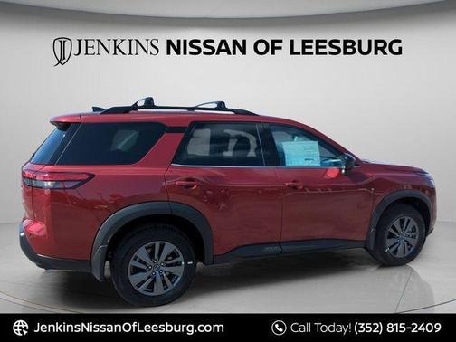 Scarlet Ember 2026 Nissan Pathfinder SV
