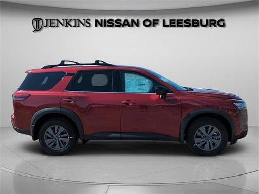 2026 Nissan Pathfinder SV