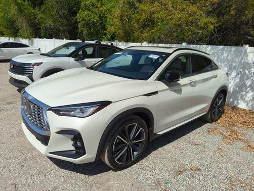 2023 INFINITI QX55 LUXE