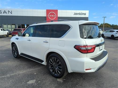 2024 Nissan Armada Platinum