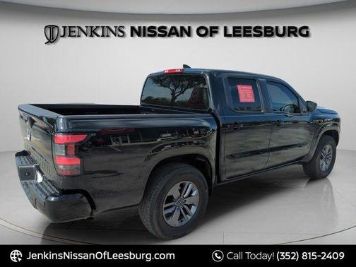 Black 2025 Nissan Frontier SV