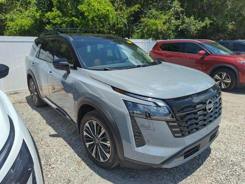 Boulder Gray Metallic 2026 Nissan Pathfinder Platinum