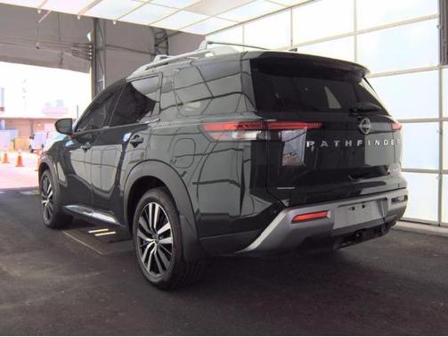 Obsidian Green 2025 Nissan Pathfinder Platinum