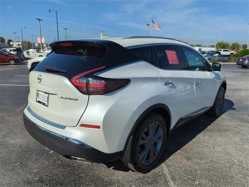 2023 Nissan Murano Platinum