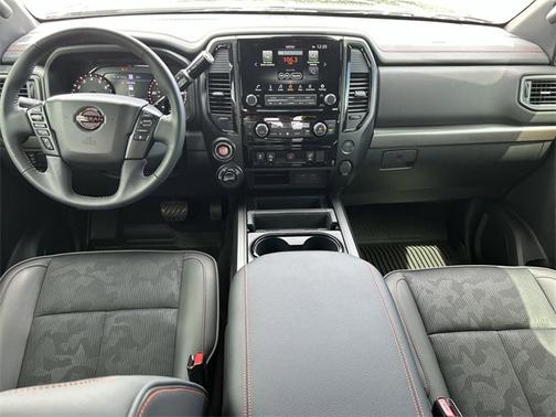 2024 Nissan Titan PRO-4X