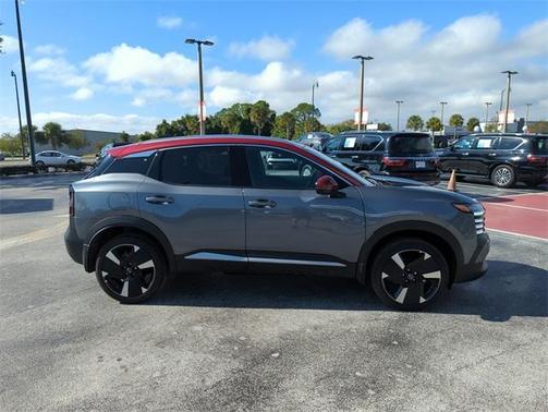 2026 Nissan Kicks SR