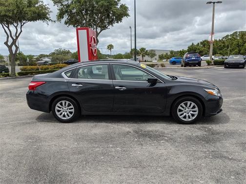 2016 Nissan Altima 2.5 S