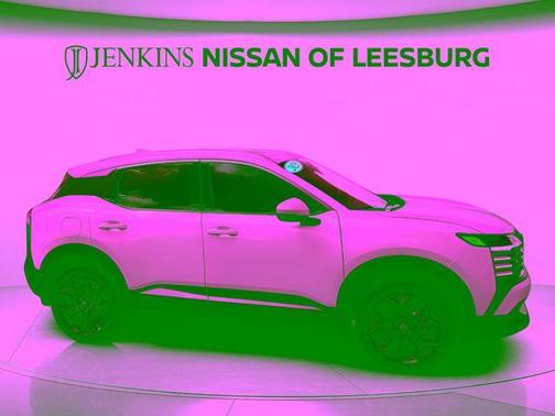 Aspen White Tri 2025 Nissan Kicks SR