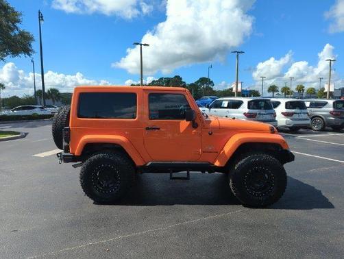 Crush Clearcoat 2012 Jeep Wrangler Sahara