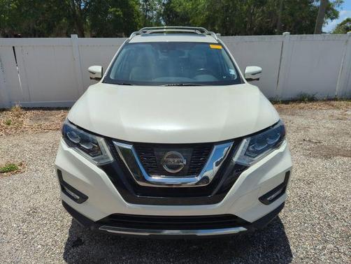 White 2017 Nissan Rogue SL