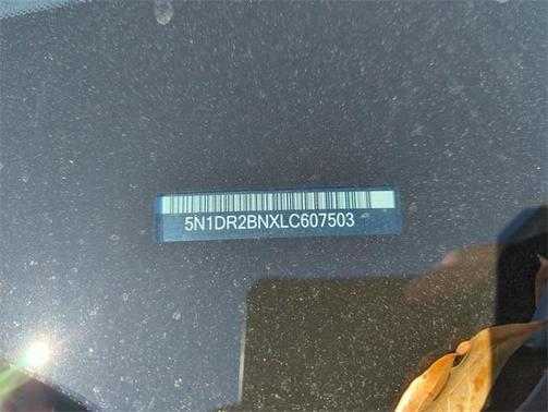 2020 Nissan Pathfinder SV