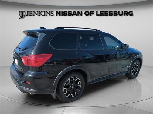 2020 Nissan Pathfinder SV