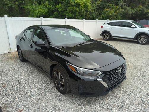 Black 2024 Nissan Sentra SV