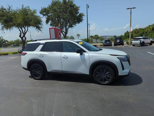 Pearl 2026 Nissan Pathfinder SL