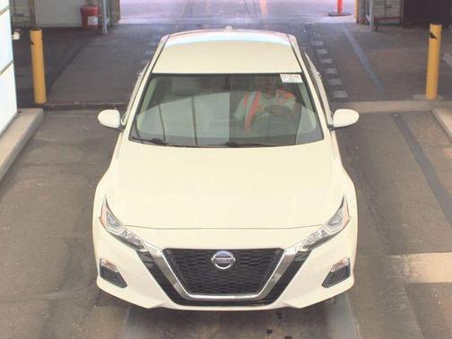 Glacier White 2020 Nissan Altima 2.5 S