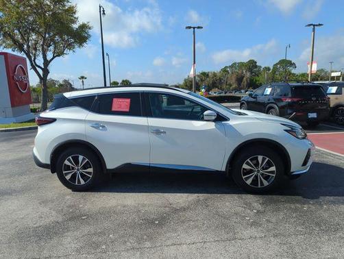 2024 Nissan Murano SV