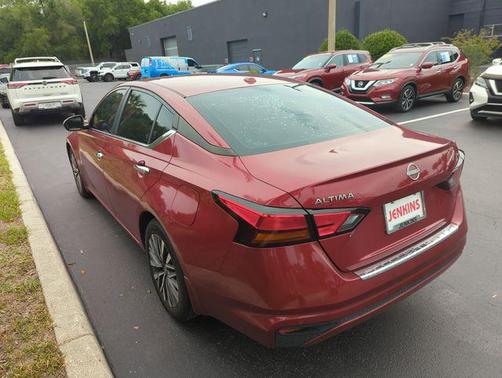 Scarlet Ember 2023 Nissan Altima 2.5 SV
