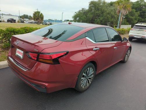 Scarlet Ember 2023 Nissan Altima 2.5 SV