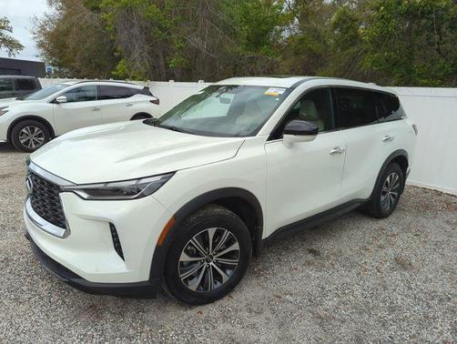 2023 INFINITI QX60 Pure