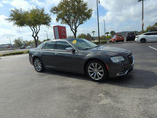 2019 Chrysler 300 Limited