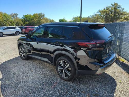 2024 Nissan Rogue SL