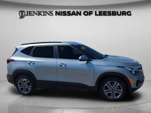 Steel Gray 2023 Kia Seltos S