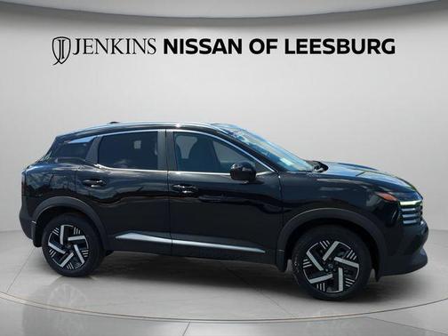 Super Black 2026 Nissan Kicks SV