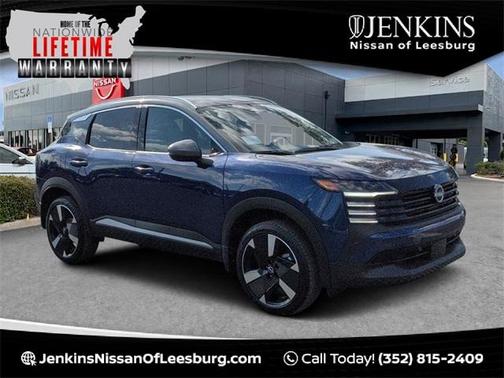 2025 Nissan Kicks SR