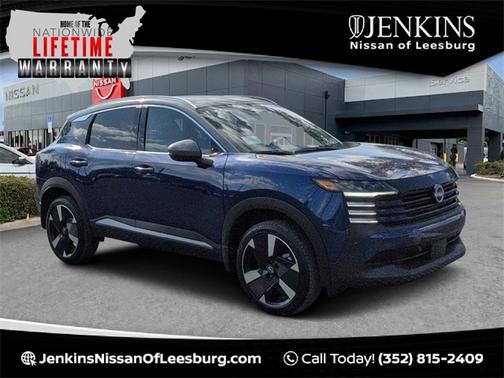 2025 Nissan Kicks SR