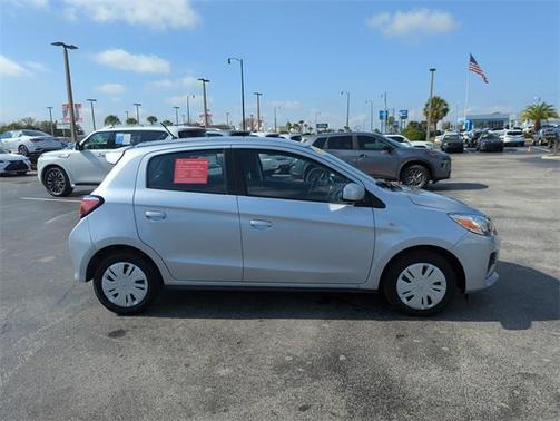 2022 Mitsubishi Mirage ES