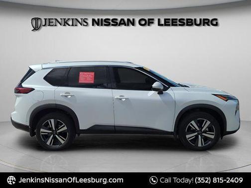 2024 Nissan Rogue SL