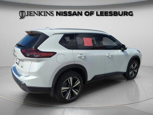 2024 Nissan Rogue SL